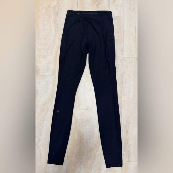 Lululemon Black Full Length Leggings (US 2) - Picture 3 of 5
